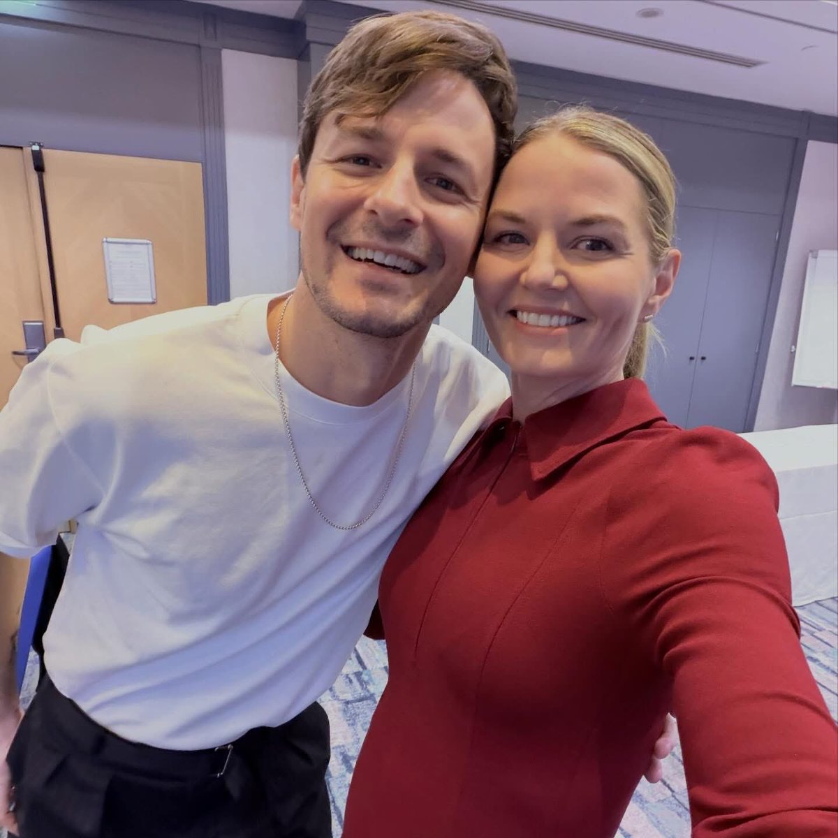 ᴇᴍᴍᴀ sᴡᴀɴ ☕︎⚔︎♛❀ tweet media