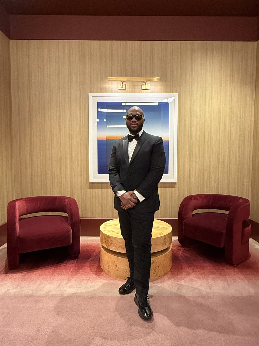 KoolBazz's tweet image. Aaaaa 
#TM101Live #20YearsOfMotivation instagram.com/p/DSoQGhpDCbw/…