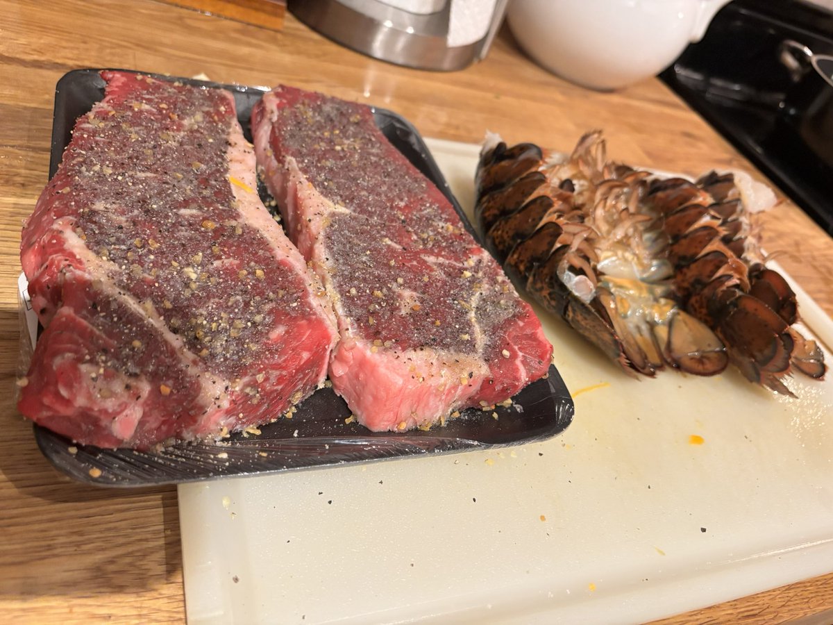 Dave Hall tweet media