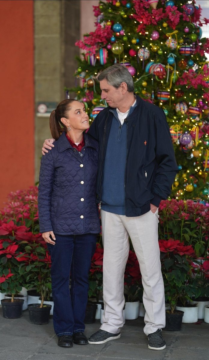 catrina_nortena's tweet image. Les deseo una Feliz Navidad tan HERMOSA como está imagen...❤️❤️