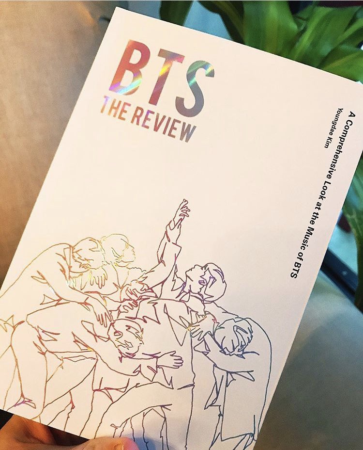 Rest In Peace to Kim Youngdae, the renowned music critic, journalist and author with a Ph.D. in ethnomusicology. His book 'BTS: The Review' was widely acclaimed and translated into multiple languages, and this year he released 'The Songwriters.' He was 48.