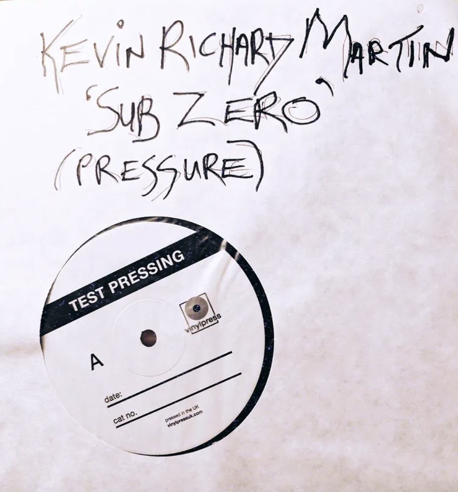 Mad to receive this on Xmas eve,but hey ho, thx Santa <a href="/vinylpress/">vinylpress</a> 

Sounding sick, looking good for the end of Feb wax release drop, hopefully....

Deep as f-ck.
🔊♥️