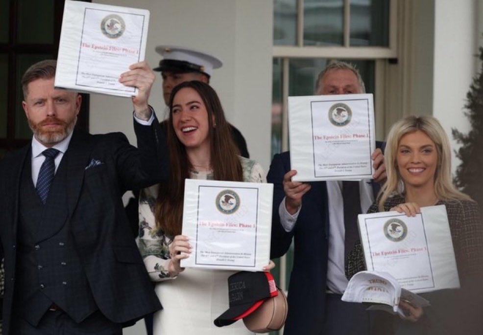 Pat Riot tweet media