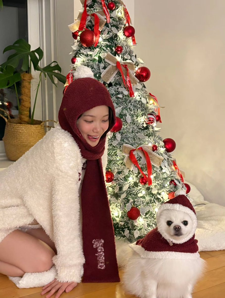 sserapics's tweet image. chaewon instagram update