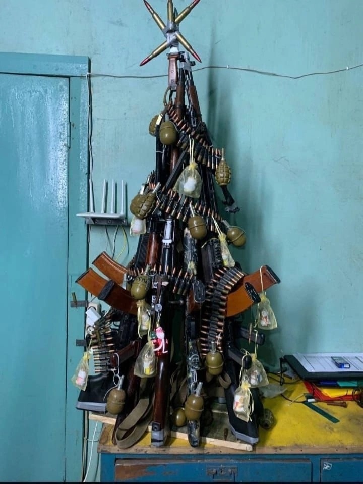 Merry Christmas to you all, may yours be full of family warmth and cheer, except the Santa-deniers enjoy the Coal lmao.