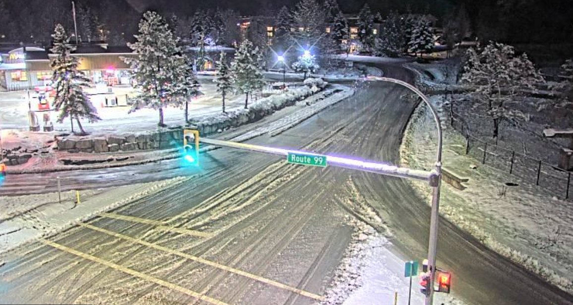 DriveBC's tweet photo. ✅❄️ CLEAR #BCHwy99 - The travel advisory has been lifted for the #SeaToSky Highway.
Continue to expect snowy and slippery conditions. Plan your route with extra travel time.
#SquamishBC #WhistlerBC #PembertonBC
ℹ️For more info:
https://t.co/zpvYtSZwXM https://t.co/tc2ziNtnZr