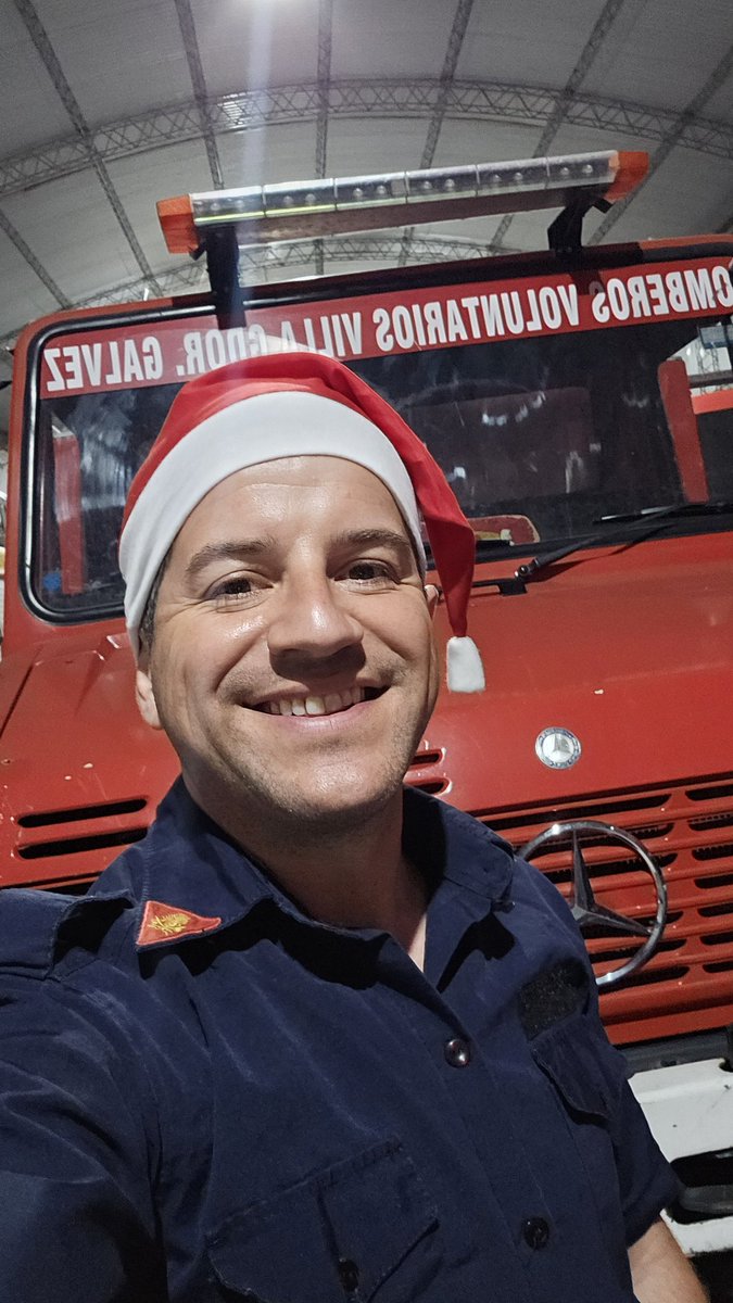 🎄 Feliz Navidad! Pásenla muy lindo, no usen pirotecnia y no tomen si manejan... ahhh, y no prendan fuego nada! 🤣
