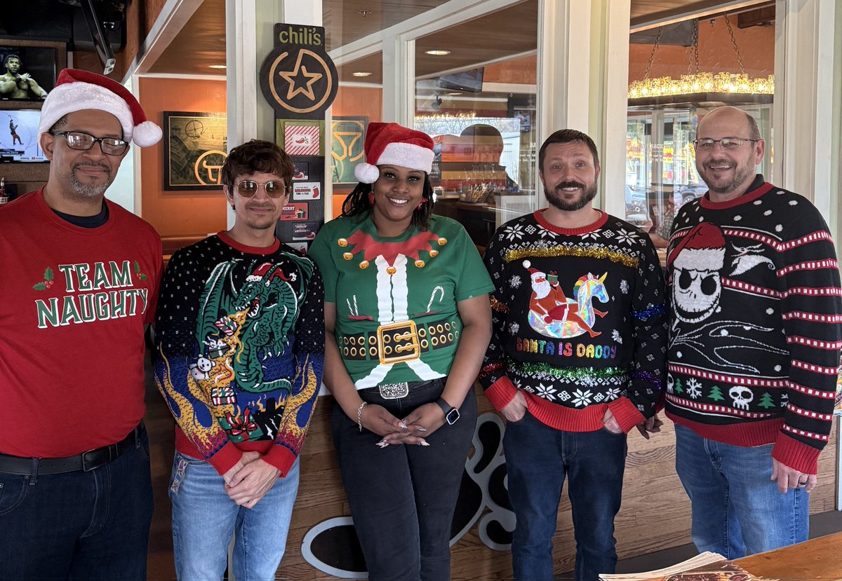 ShawnGowin1010's tweet image. Merry Christmas &amp;amp; Happy Holidays from Team Jacksonville! So much #ChilisLove for this #BestTeam