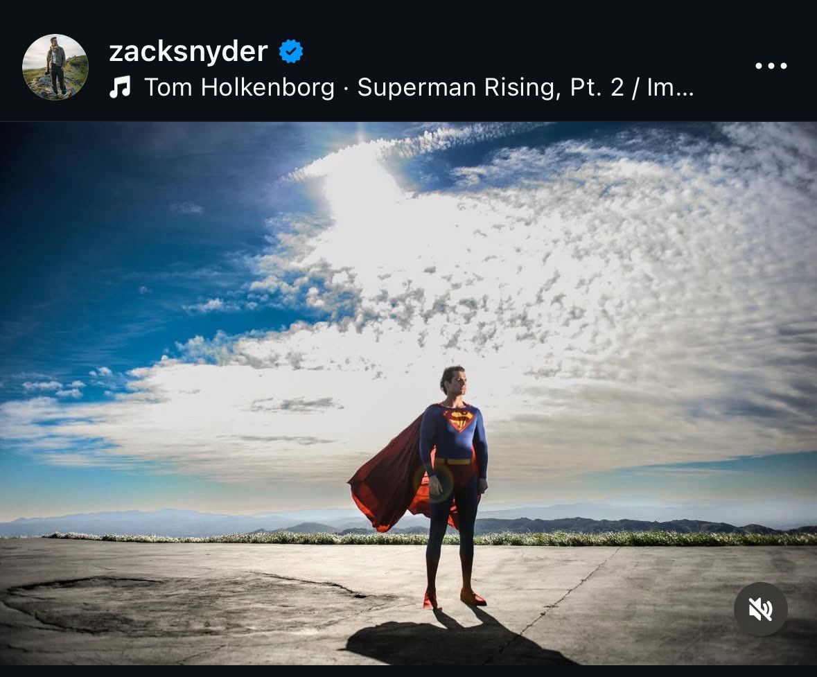 TREMENDA FOTO acaba de compartir <a href="/ZackSnyder/">Zack Snyder</a> en su IG!!

HISTÓRICA 

#Superman