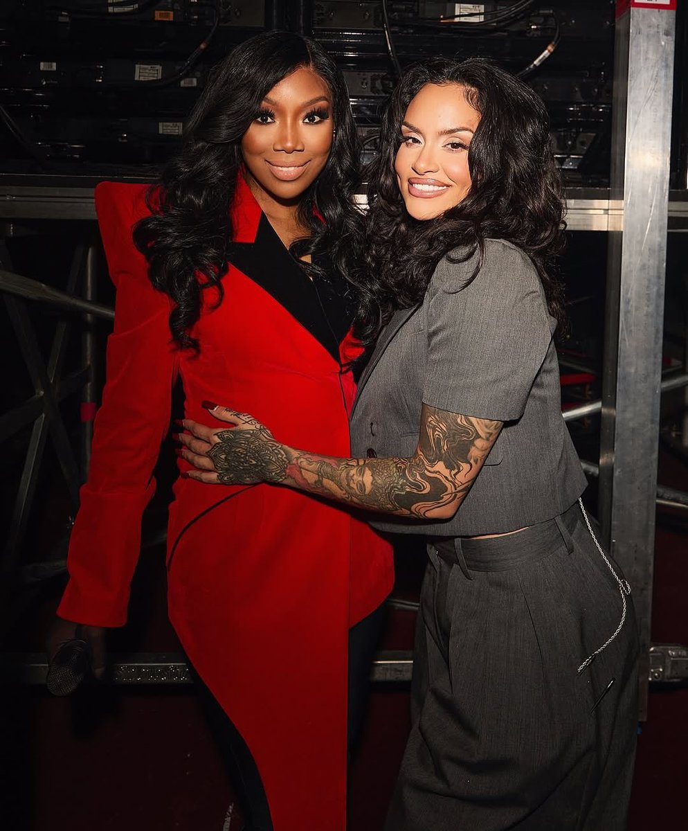 rnbradar's tweet photo. Brandy will be featured on Kehlani’s next album 🔥 https://t.co/LcOQRupQy1