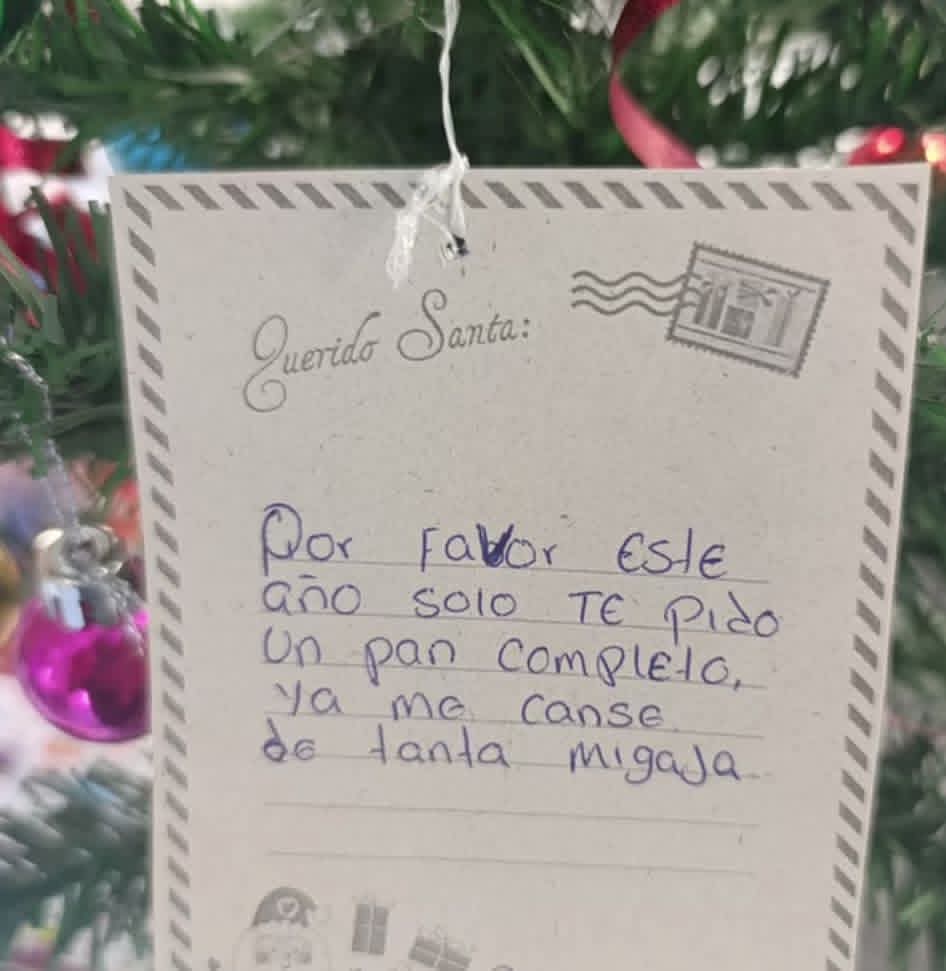 En_jupiter_'s tweet image. JAJAJAJAJAJAA ME CANSÉ DE TANTA MIGAJAS