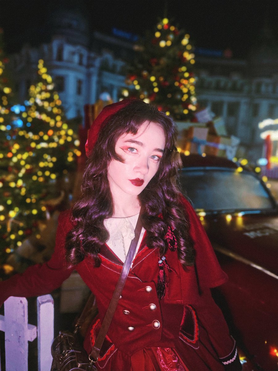 errorjade's tweet photo. My christmas look
#egl #jfashion https://t.co/uzyu5Js0ft