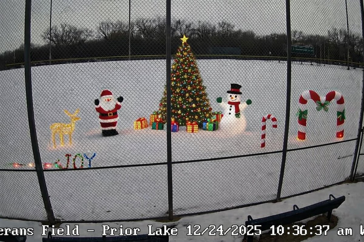 PLBaseball's tweet image. Thank you and season's greetings to fan, volunteers, families, Teams, guests and  alumni for supporting 2025. NEXT UP: 2026  @PLLakerBaseball April '26.