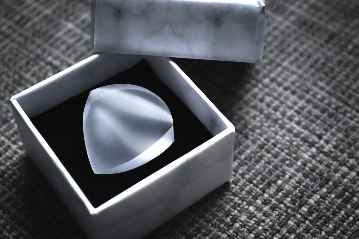 RM_Instruments's tweet image. 10㎜厚アクリルピックのご購入、ありがとうございます。

発送しました。

《ショップ》
ruinadesign.official.ec