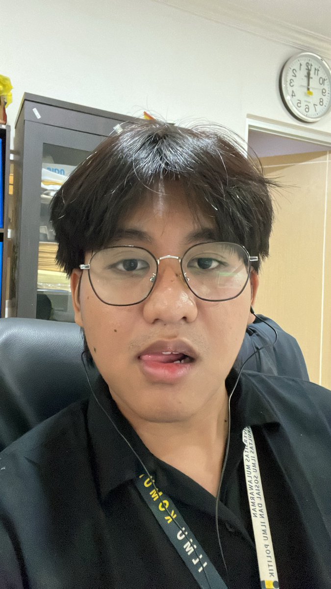 bubblesvsr's tweet image. selamat makan siang