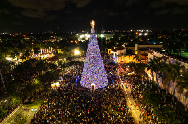 PalmBeachesFL's tweet image. Last-minute holiday shopping? Do it Palm Beach style. 🎁🌴 

Check out the full shopping guide here 👉 bit.ly/4onHQHf

#ThePalmBeaches #LOVEThePalmBeaches #HolidayShopping