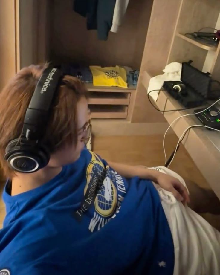 R3MAISSANCE's tweet image. no like what was he trying to do