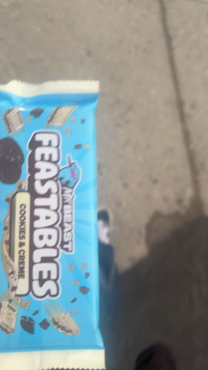 Wfantasyy's tweet photo. lemme get a lifetime supply of these @MrBeast https://t.co/jxjVBR2JOo