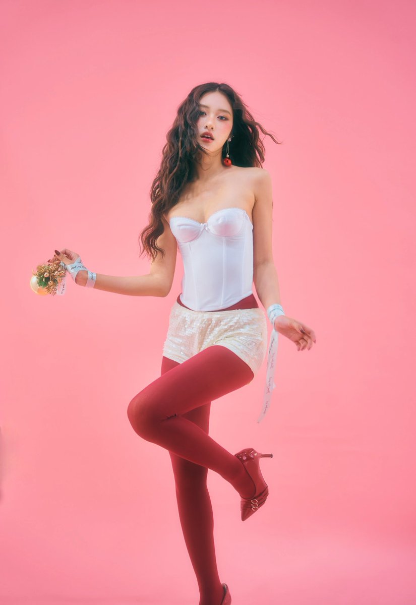 ppammelar_t's tweet image. Santa's favorite🎅🏻🍓🎄