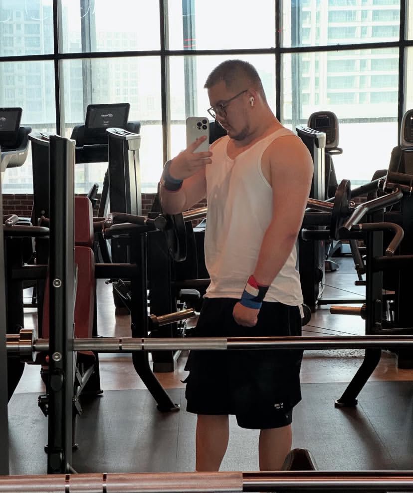 tyrdobe's tweet image. ジムが習慣になったみたいで、まるで中毒みたいな感じですね。今日はジムに行かなきゃって思うと、もう頭にしっかりと覚えてるんですね、笑~🤸‍♂️