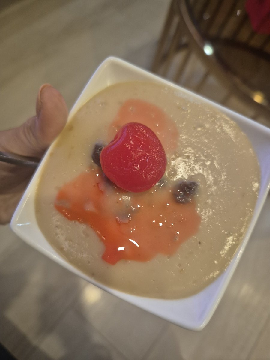 El presidente de la Asociación Colombiana de Chocoball, Francisco Javier, invitó al representante Chu de la  Oficina Comercial de Taipei a vivir la tradicional costumbre navideña colombiana de la Novena de Navidad. 🤩🥳🎄🤗🤗🤗