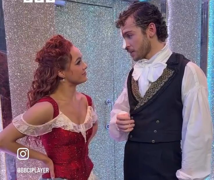 ReddoRightHandd's tweet image. THEEEEEEM!!!