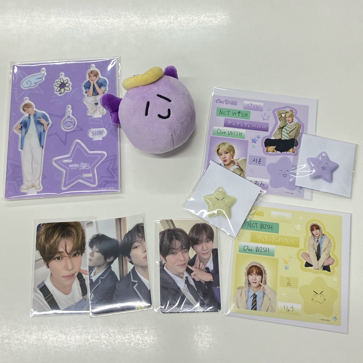 NCT WISH シオン サイン入りチェキ NCT WISH シオン サイン入りチェキ NCT シオン NCT WISH THE 1ST PHOTO