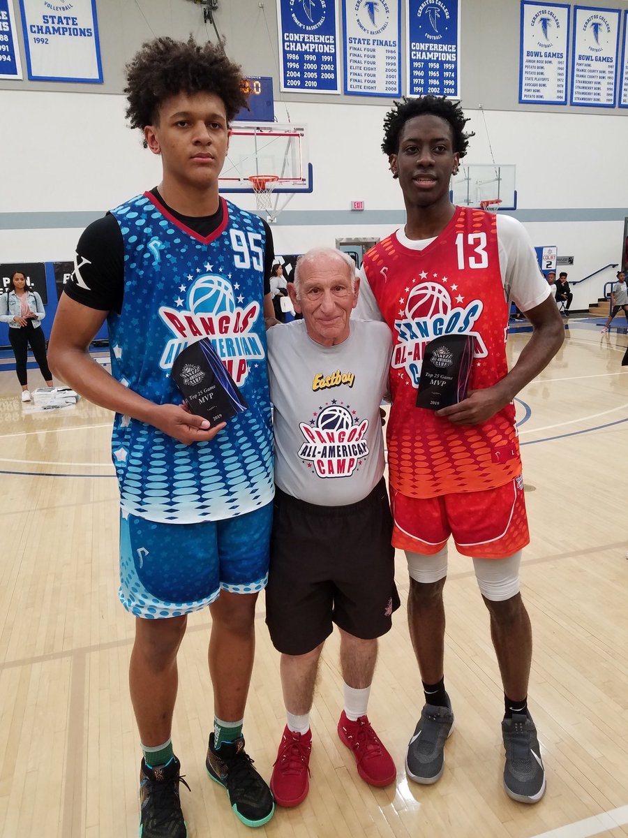 Chas. Wolfe tweet media