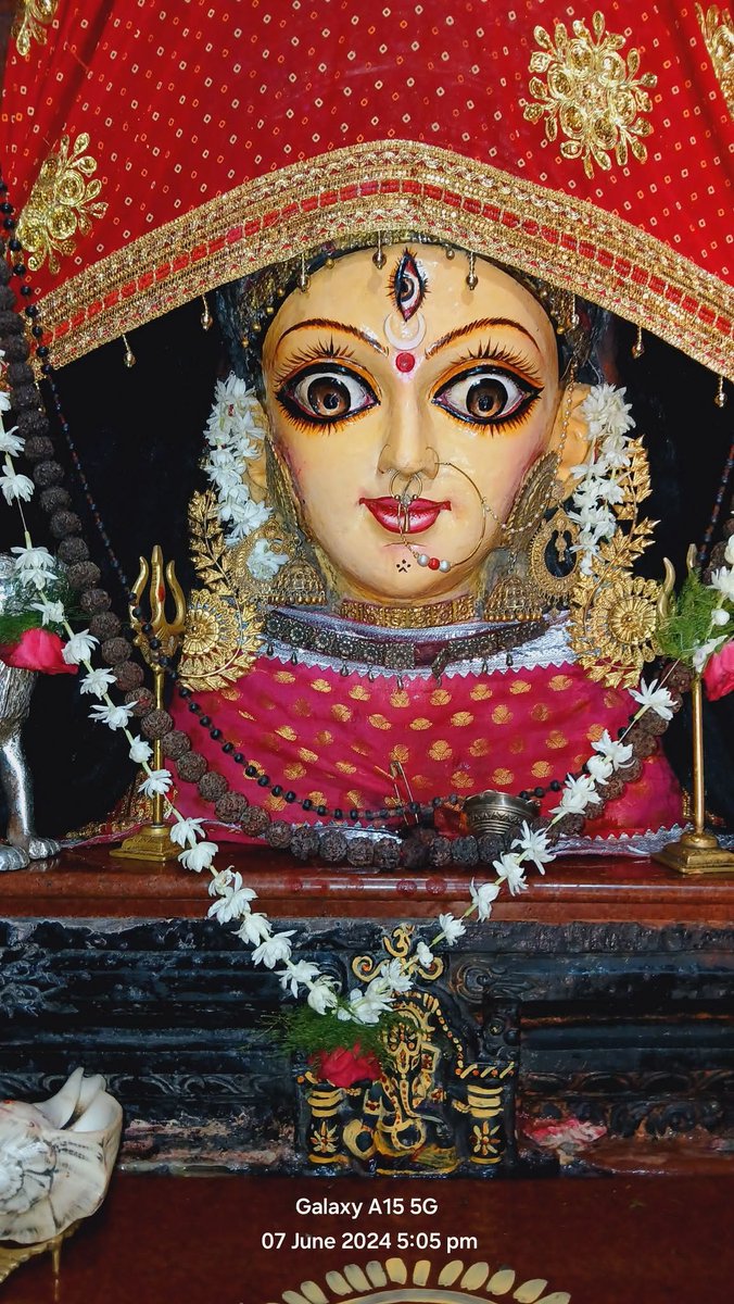 #माँ  वो फूल है, जिससे पूरा घर महकता है 🌺🙏