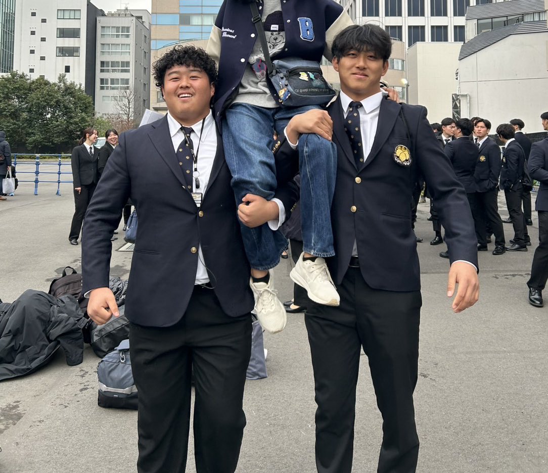 sashisuse_sou12's tweet photo. 大学ラグビー終わり！
兄弟で試合出れてよかった。 https://t.co/2PFlEg5kLh