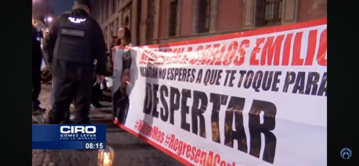 Más de dos meses desde que mi hijo, Carlos Emilio Galván Valenzuela, desapareció.
Más de dos meses desde aquella madrugada del 5 de octubre, cuando entró a los sanitarios del bar Terraza Valentinos en Mazatlán y jamás volvió a salir.
Desde ese momento, el mundo siguió su ritmo…