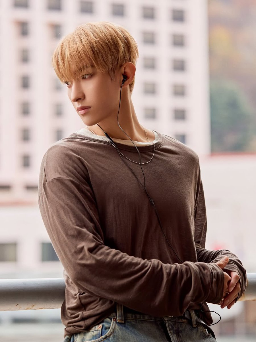 is the mv about tiddies?