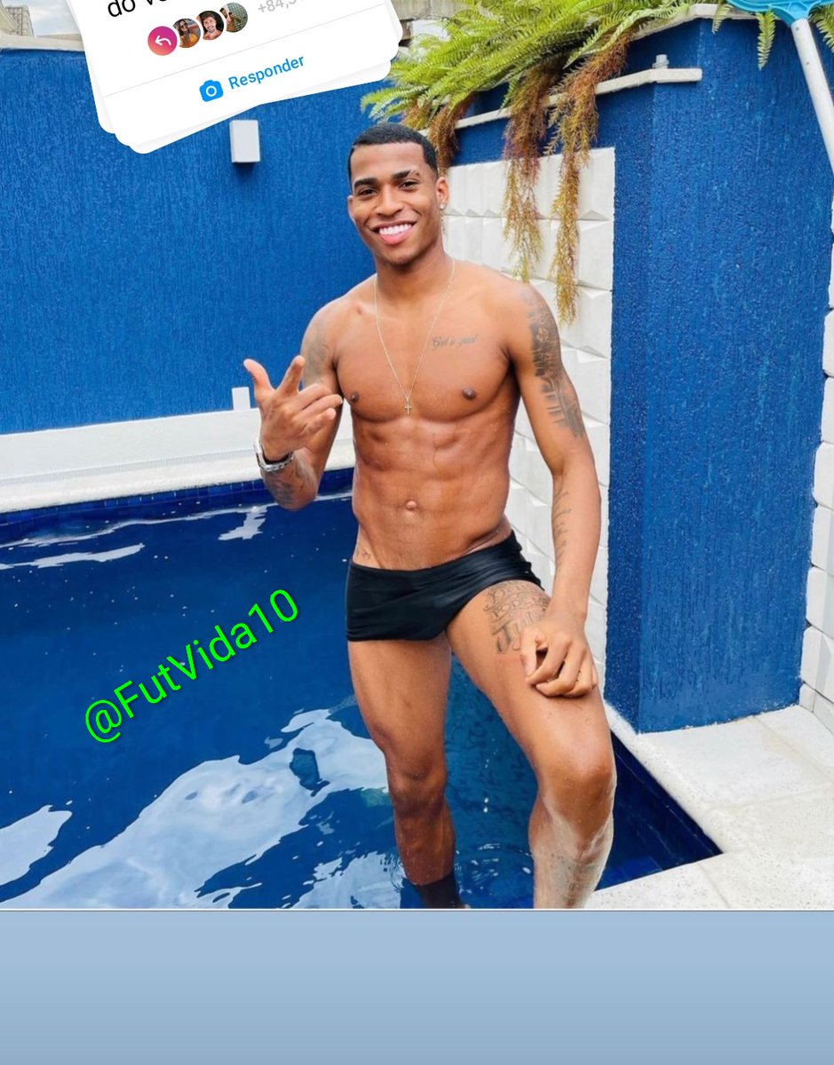 FutVida10's tweet photo. Que sorriso lindo tem o volante Jean Lucas.
☺️☺️☺️😋😋😋
#Futebol #Football #Soccer #Sunga #SungaPreta #Piscina #Bahia #JeanLucasFV #Perfeito #Gostoso https://t.co/kSsnWKtVgU