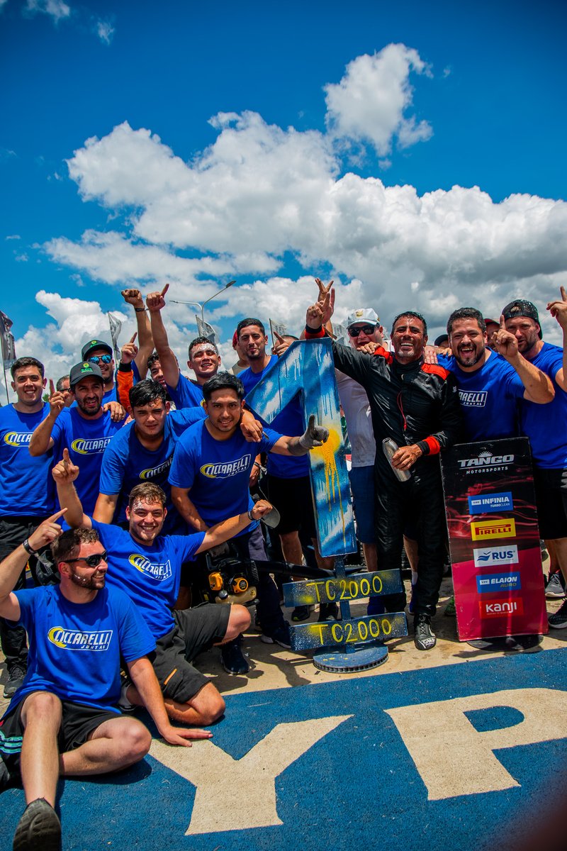 Y ganó <a href="/Gabyelleon/">GabrielPoncedeLeon</a> banda! Ganó en su casa. Aprovechando los problemas de sus rivales y haciendo una gestión buenísima de su Corolla Cross, ganó por segunda vez en la temporada y frente a su gente. Más que merecido.

⬇️