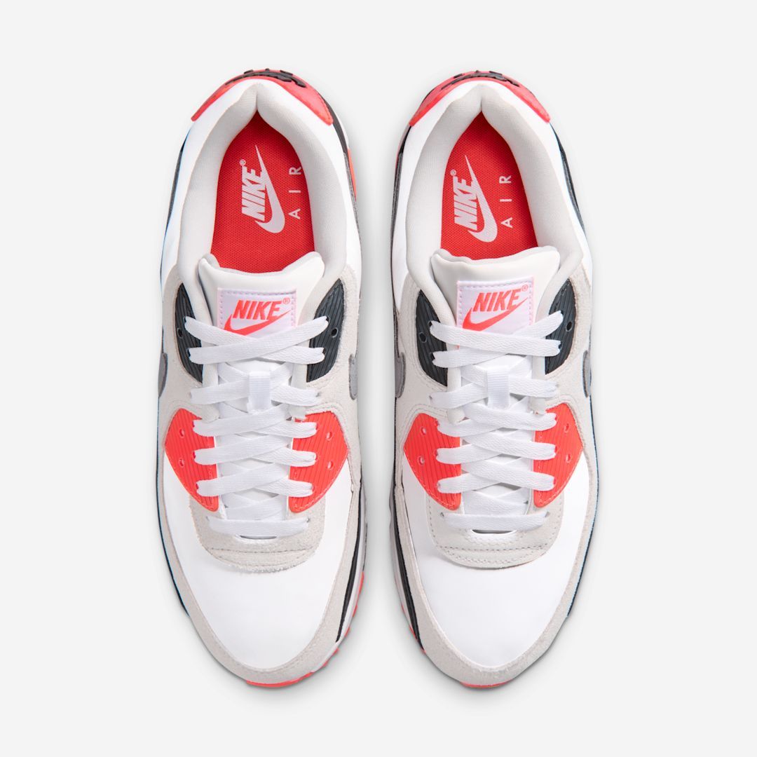 SantoJnnn's tweet photo. RT @TheSiteSupply: The Nike Air Max 90 “Infrared Reflective” is set to release next week. 

💵 $150
🗓️ Spring 2026 https://t.co/3k2vRWeI2H