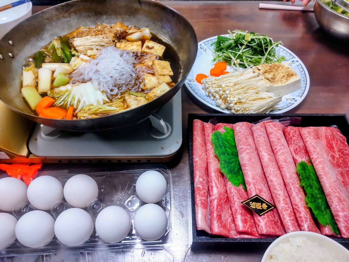 minoru4160's tweet image. 彼からもらったお肉でご飯食べまくったせいで昨日配信できませんでした。