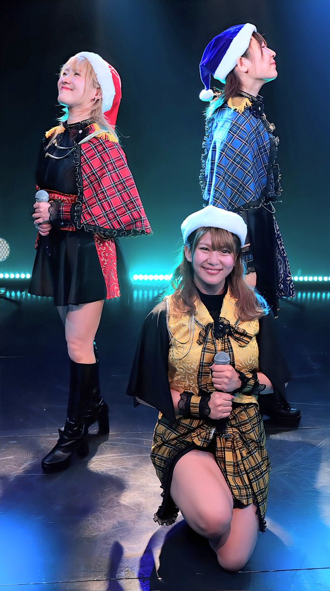 tagup_tagup's tweet photo. 2025年12月22日
#シロツメクサ LAST LIVE
in 参宮橋インターミッション
ライブを観終えて…
今後神社にお参りするときの
願い事が増えたッ‼️🤗
“シロツメクサ早期復活祈願ッ‼️😆”
また三人揃っての復活ライブ🎤
楽しみにしてるヨォ〜ッ‼️🤗
#梅咲遥
#實石亜矢子
#汐見涼
#SPiCEAP
#GPU_COLORS https://t.co/HxXcwKEAY8