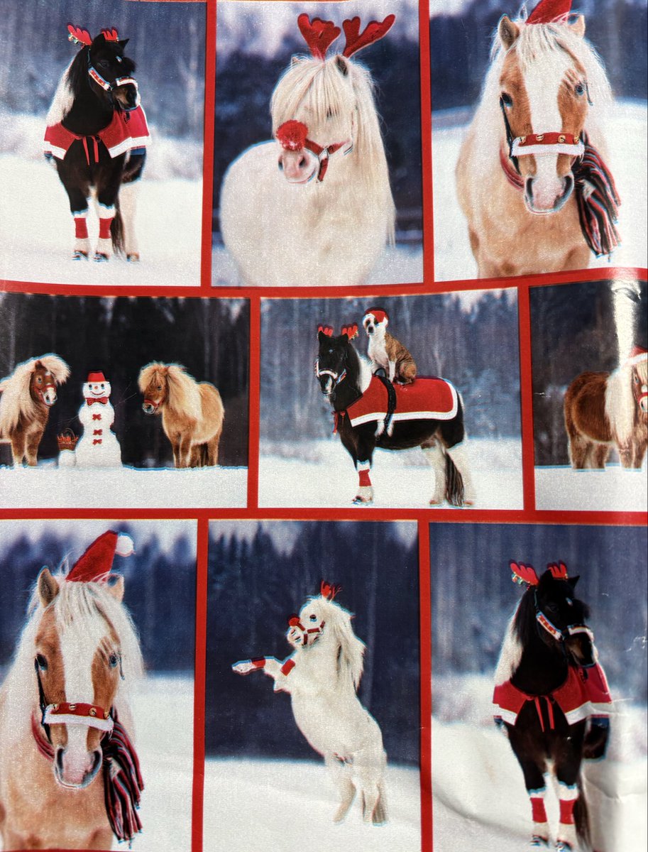 Country_Chix's tweet image. Have a Good Evening Everyone, enjoy your last Monday before Christmas. 🎄🎅🏼❤️