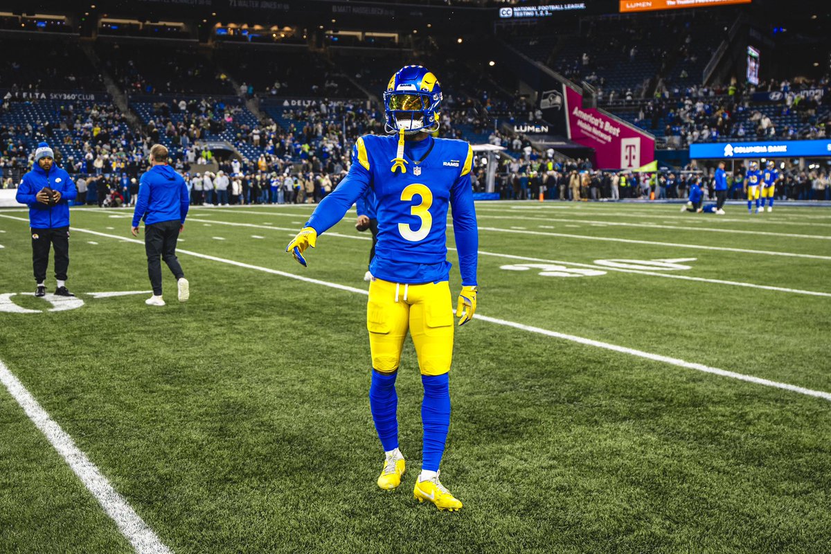 Kam Curl tweet media