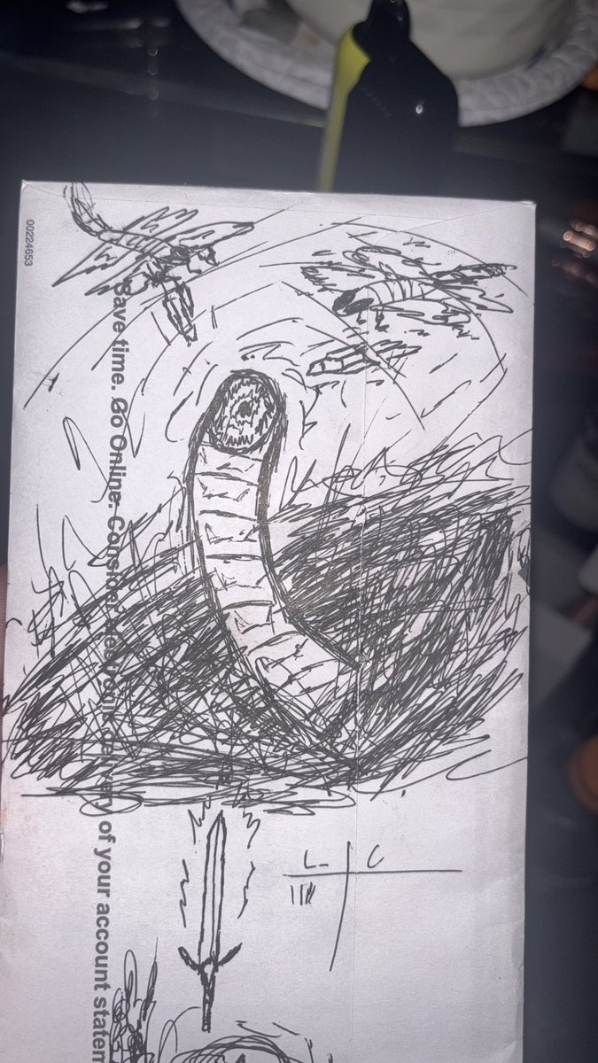 dummytiny's tweet photo. Tried drawing dune shit on my bills https://t.co/64NBQq9HUJ
