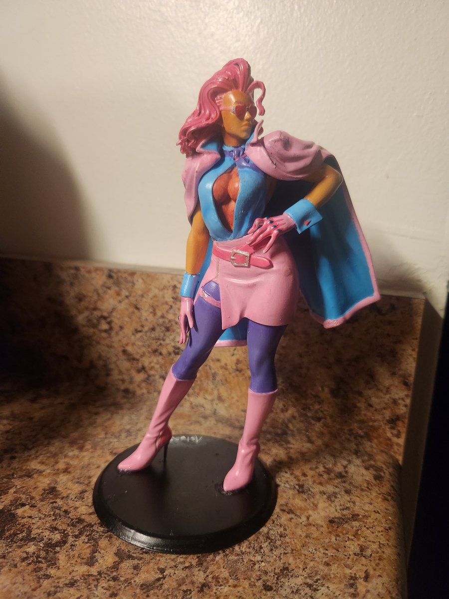 AstuarteVT's tweet image. Since she is now with her intended owner, I can show this C. Viper figure I made for my friend Randy for Christmas :3

Was fun to speed run it and it's nice to be able to have her in the colour my friend uses too uwu