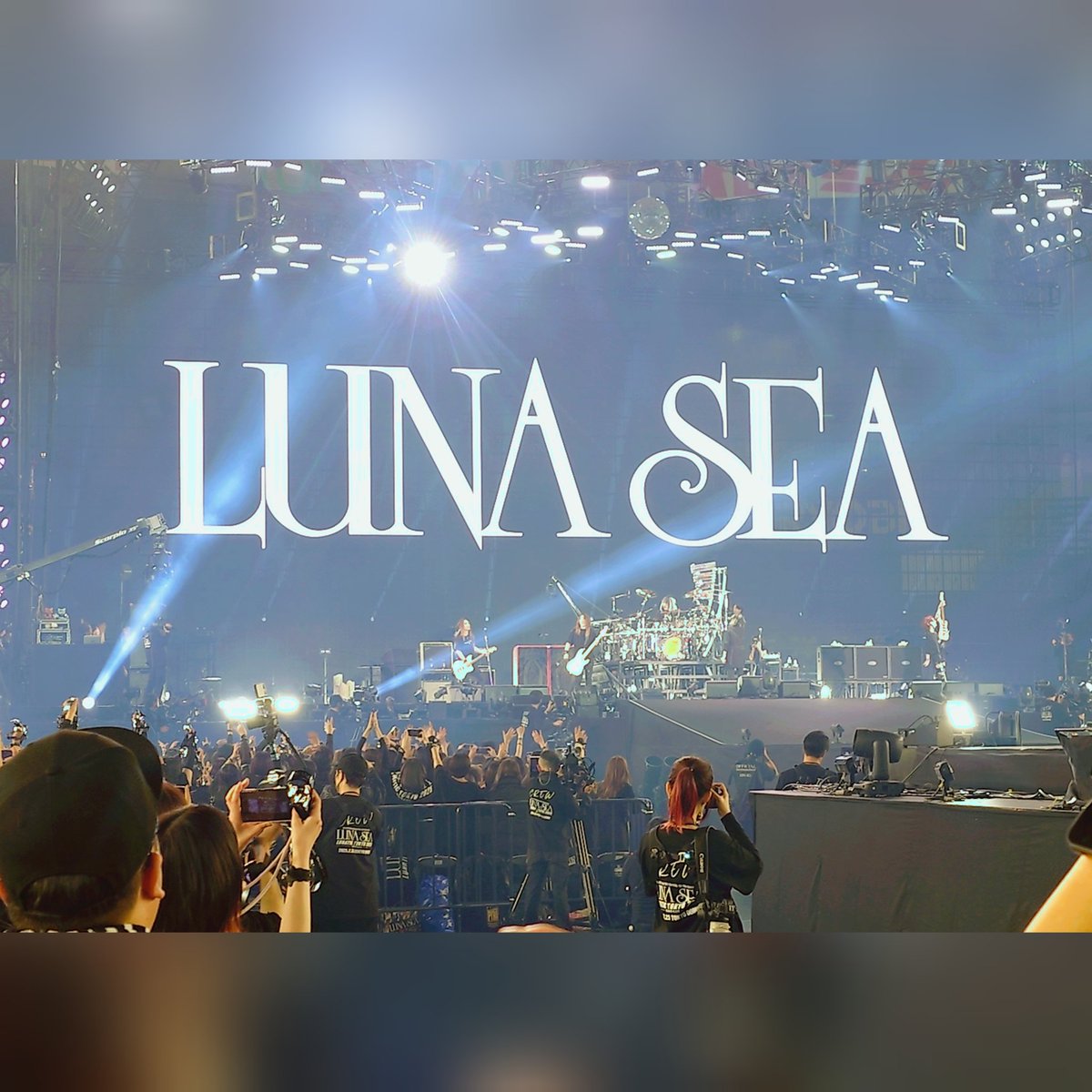 YukaY061798482's tweet photo. LUNA SEA大好きだよ🖤
SUGIZOさん大好きだよ🖤
落ち込んでてもしょうがないので
相手の方とSUGIZOさんの
回復を祈りつつ
愛を叫んで行こうと思います❤️🔥
#LUNAPIC
#SUGIPIC https://t.co/UWRKh0NpGr
