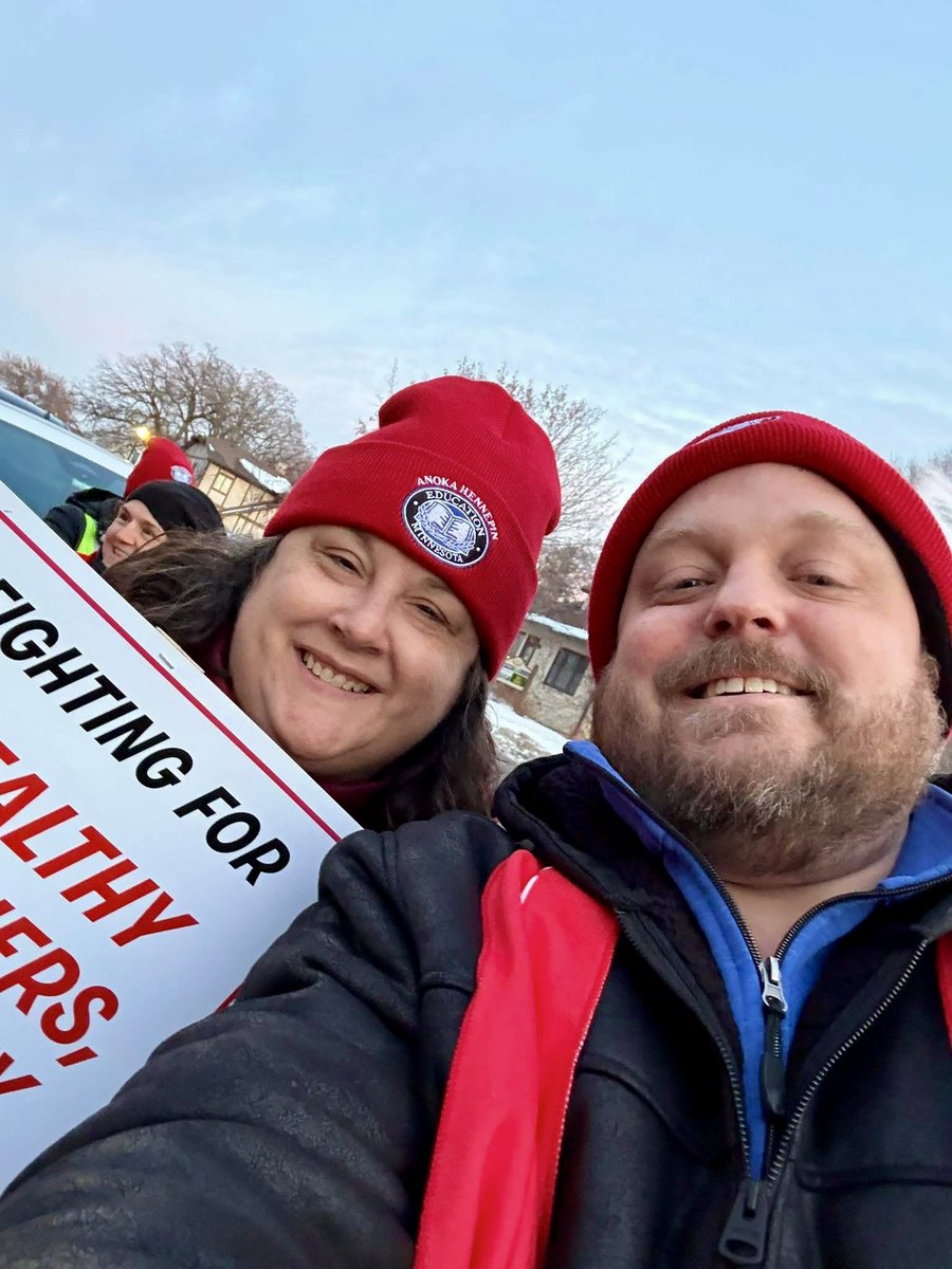 Education Minnesota tweet media