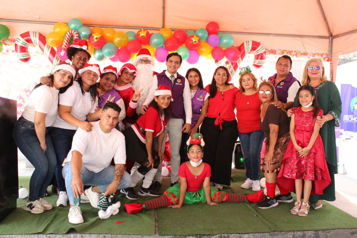 🌲Hoy, con la participación de nuestra coordinadora <a href="/Salud_CZ8/">Coordinación Zonal 8 🇪🇨</a>, <a href="/DraGabMerino/">Dra.GabrielaMerino</a>; Gerente Dra. Karla Alvarado, Director 🏥 Dr. Carlos Moreno, y Lic. Cristian Benites de Fundación Promover; agasajamos a niños y niñas que nos comparten su luz de alegría en Navidad.

#ElNuevoEcuador