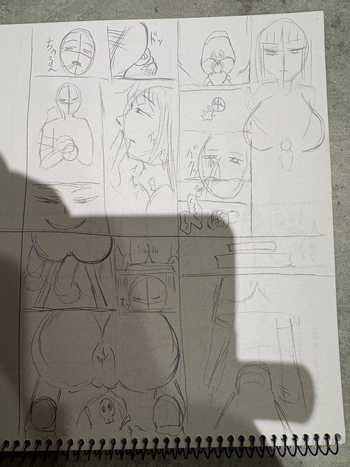 次の巨女丸呑み消化のネームです 