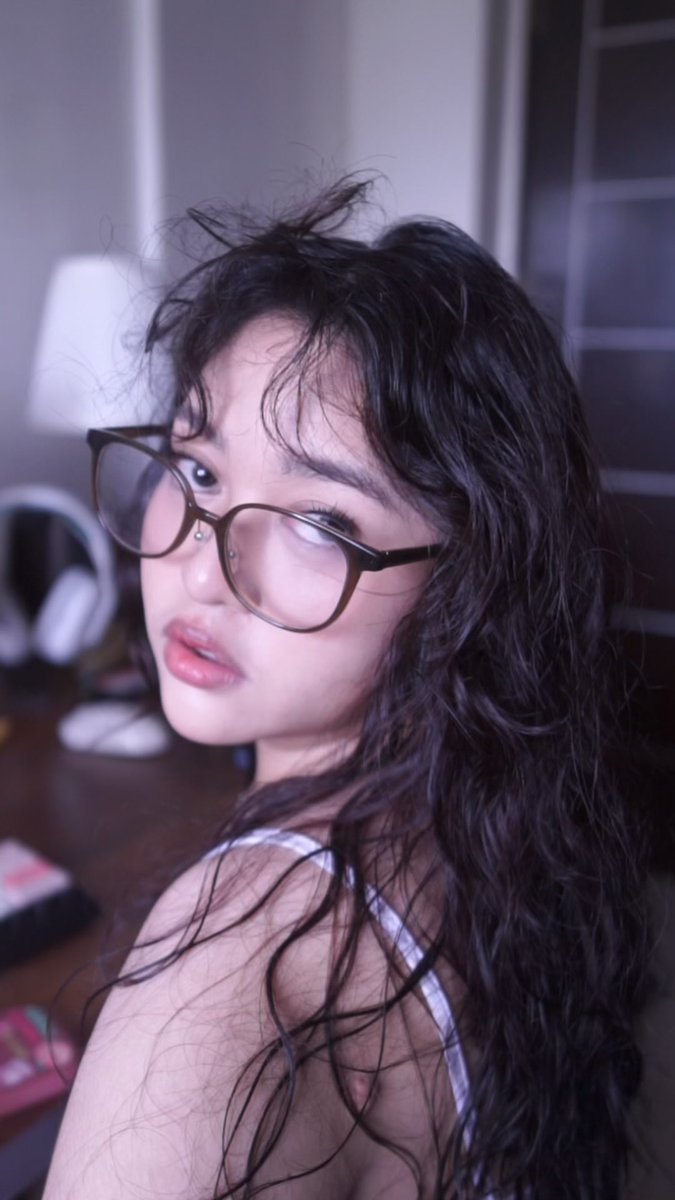 my setup during the day 🌤️🪟