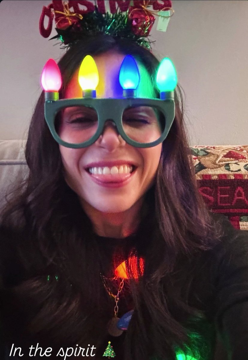 elistves's tweet image. pqp eu amo mt ela mesmo 😭😭😭❤️❤️❤️❤️❤️