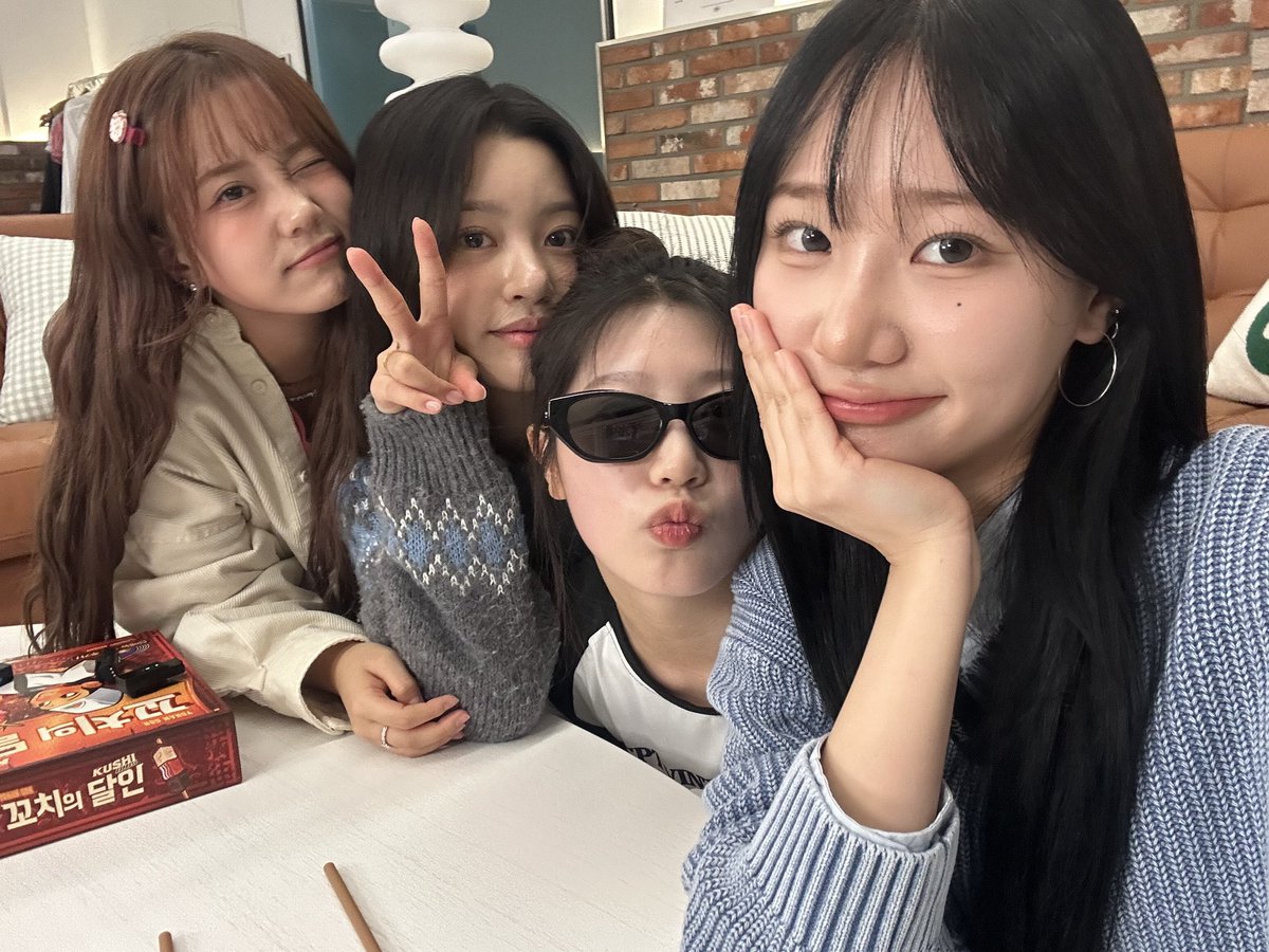 keitadj3's tweet photo. 多国籍2人組ガールズグループ Red Soda Circle 公開！

同い年の友人である日本人メンバーリナ（#CSR（初恋）ユナ）と韓国人メンバーハル（イェハム）が作っていく話を見せてくれる2人組多国籍ガールグループだ
 #redsodacircle https://t.co/W0Gpxt3iHC