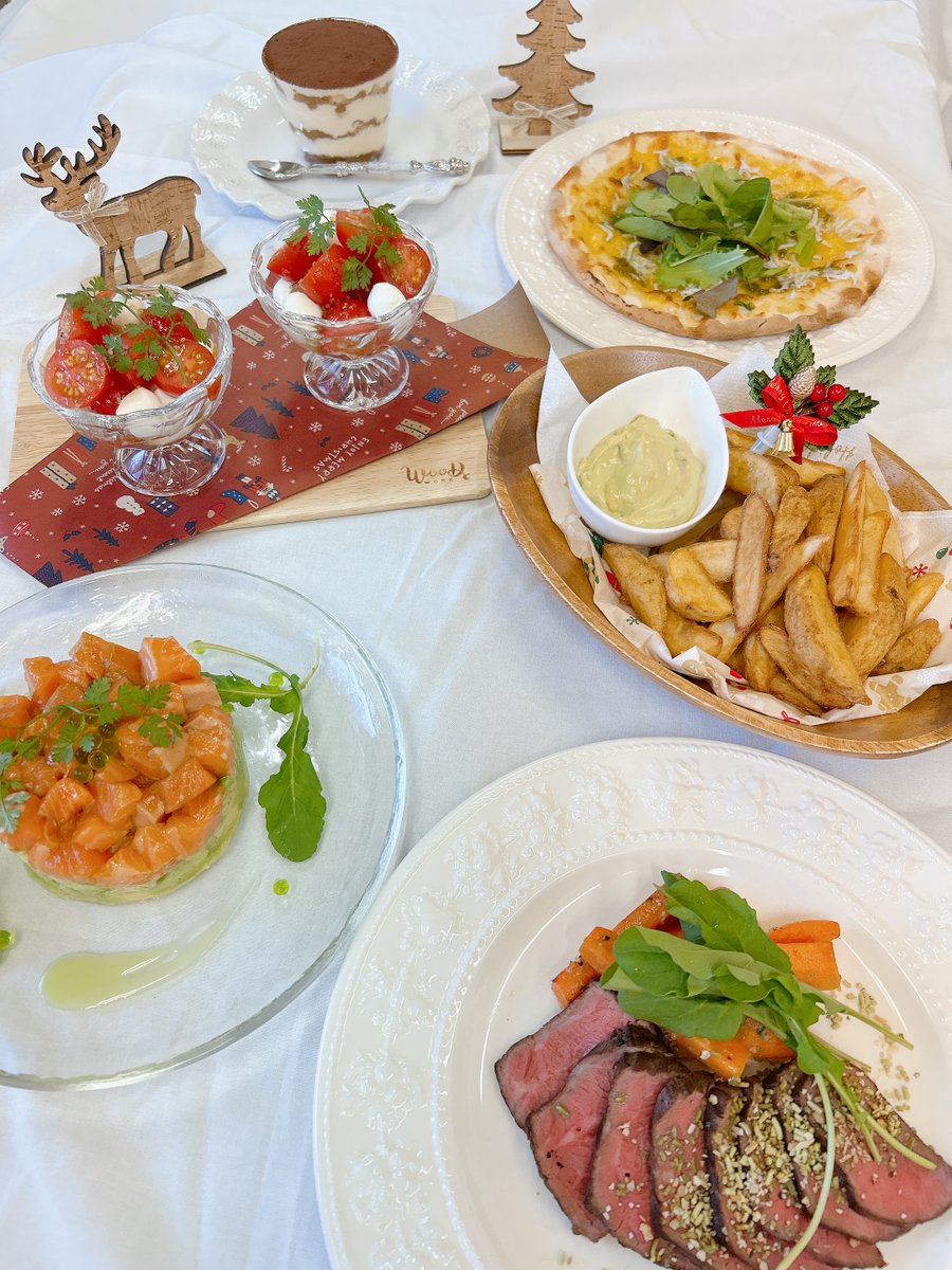 田丸屋本店　紺屋町本店です(^^)/

メリークリスマス！

＃WASABBQ
＃わさビーズ
＃クリーミードレッシング
＃わさび塩
＃わさび醤油
＃カマンベールわさび
＃バルサミコドレッシング
＃イタリアーノ
＃酒粕