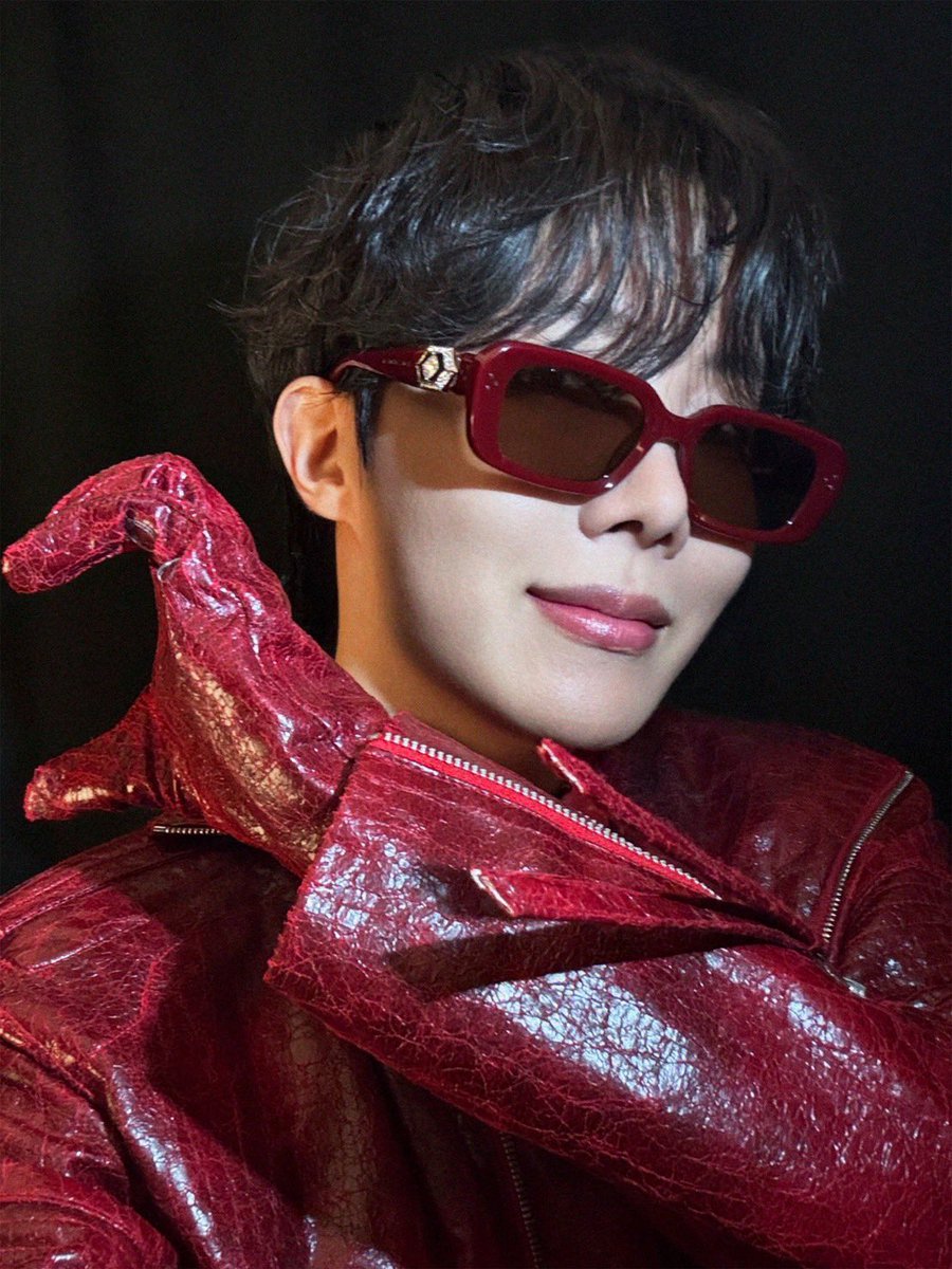 🐿 j-hope information 🐿 Weverseよりj-hope Tour 'HOPE ON THE STAGE